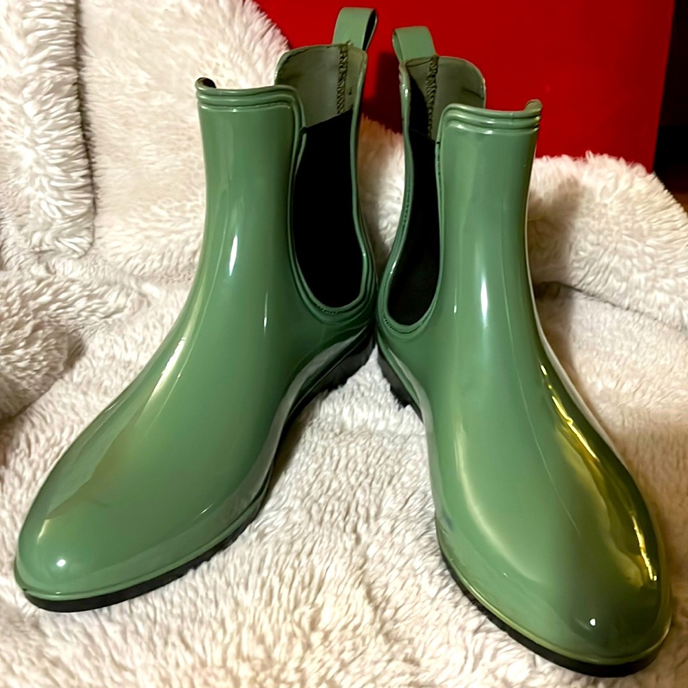 Seven7 Dover Rain Boots